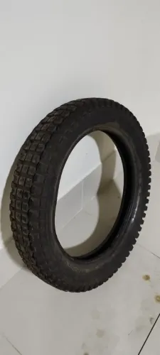 Pneu Pirelli MT13 trial motos antigas DT 180