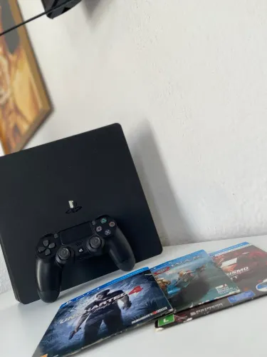 Ps4 slim 1TB + controle original + 3 jogos