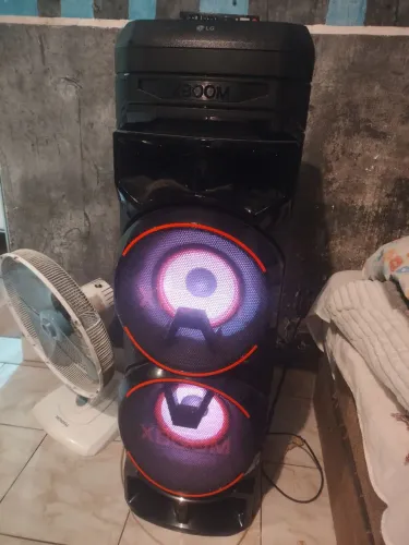 Caixa de som xboom lg