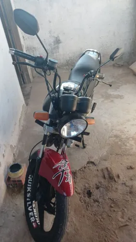 Suzuki yes toda direitinha toda novinha