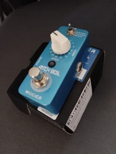 Pedal de Pitch Shift Mooer Pitch Box
