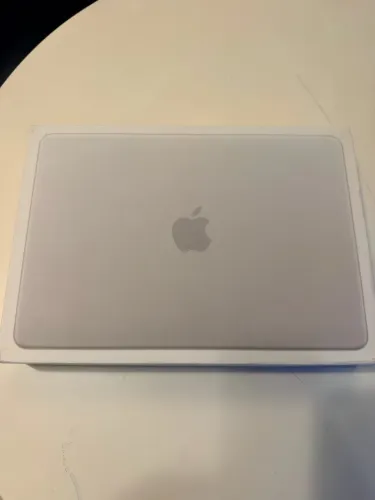 MacBook neo 512 gb silver lacrado na caixa
