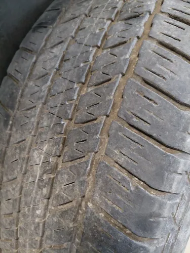 1 roda com pneu da s10