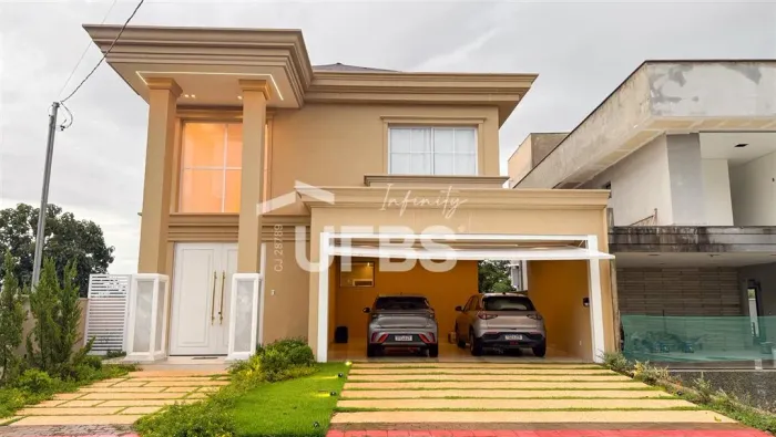 Sobrado Alto Padrão no Parqville Jacarandá | 337m² | 3 Suítes | Sem Vizinho no Fundo