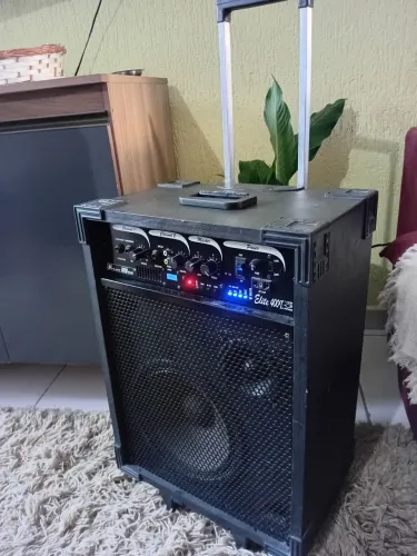 Caixa de som Bluetooth, USB entradas microfone, instrumentos como violão,guitarra bivolt