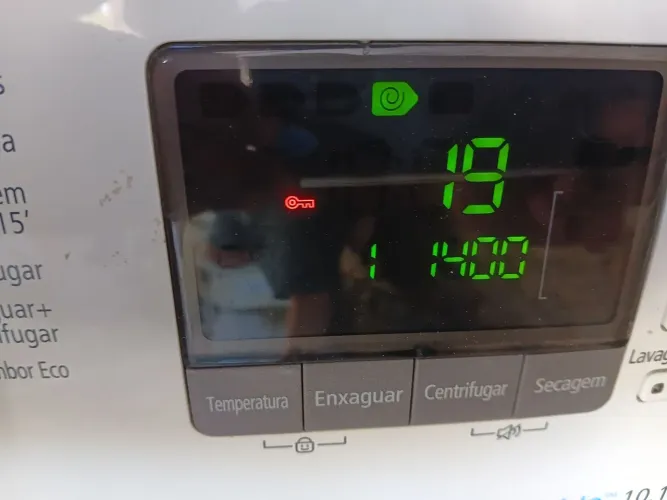 Máquina lava e seca 1200