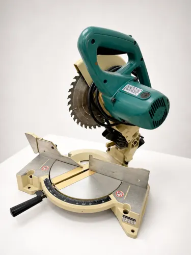 Serra de Esquadria MAKITA LS1040