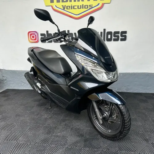 Honda PCX 150/dlx 2018 Baixa km Pelo Ano Impecável Troca Financia Cartão até 18x*