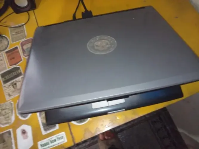 note book dell + monitor lg