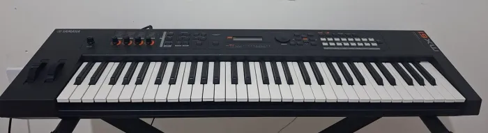 Teclado Yamaha Mx 61 Sintetizador Cor Preto<br>