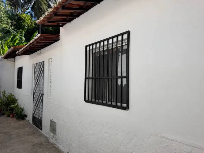 Alugo casa no jóquei club