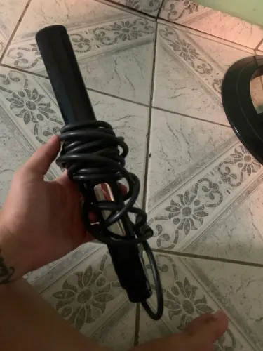 Vendo chapinha de cabelo usado excelente bom preço ótimo