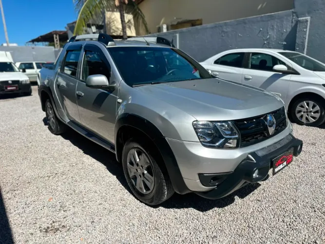 Renault Duster Oroch Dyna. 2.0 Hi-flex 16V Aut. 2020