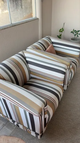 Conjunto com 2 poltronas