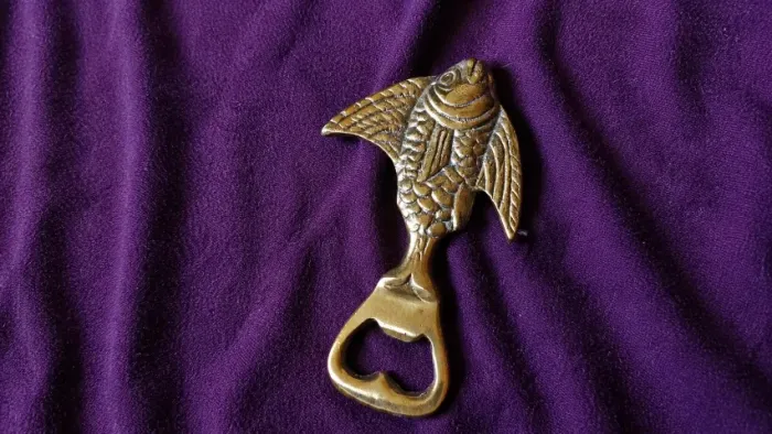 Abridor de Garrafa Antigo em Formato de Peixe | Peça Decorativa Vintage