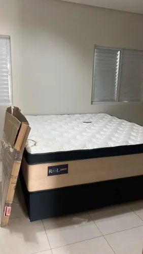 Cama casal king 1 ano de uso