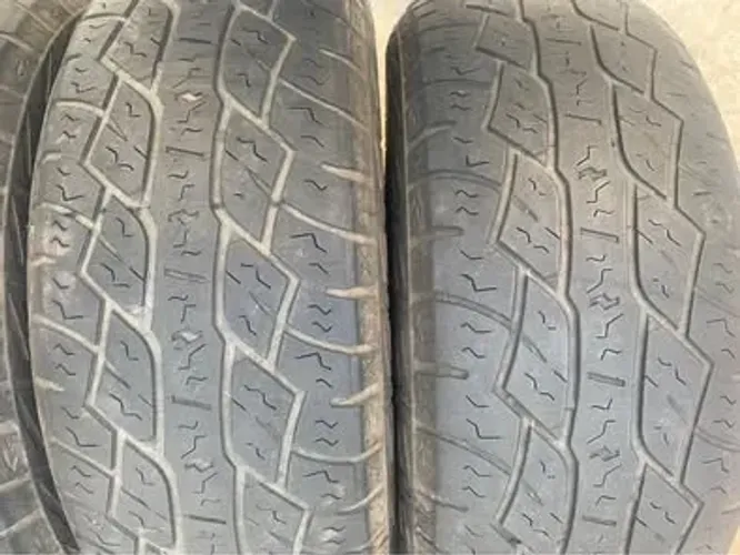 Jogo de pneus Forza A/T 265/65/17 semi novo toda prova