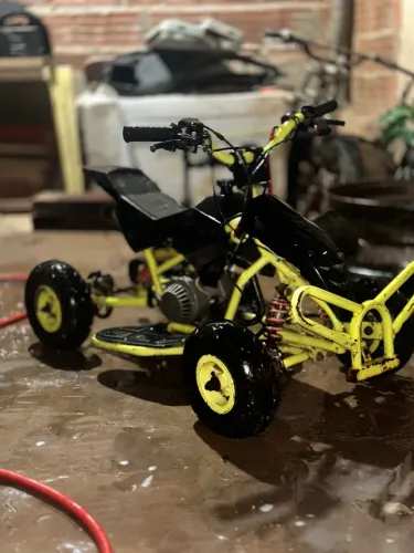 Vendo quadriciclo 80 cc 