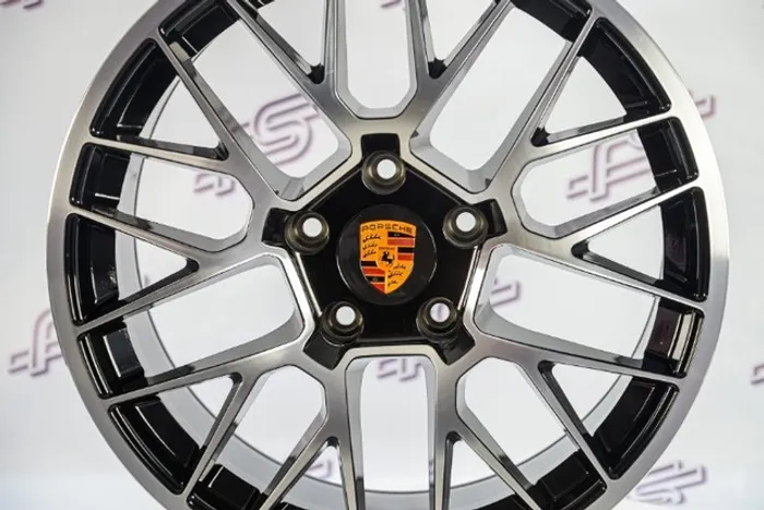 Rodas Porsche Gts Preto 5x130 - 19x8,5 e 19x9,5 Aro 19 duas talas
