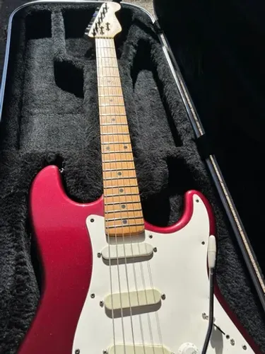 Guitarra Strato Gianini original Anos 90 - Oportunidade