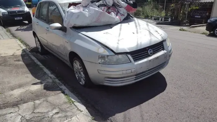 Sucata Fiat Stilo 2005 Disponível Para Retirada De Peças