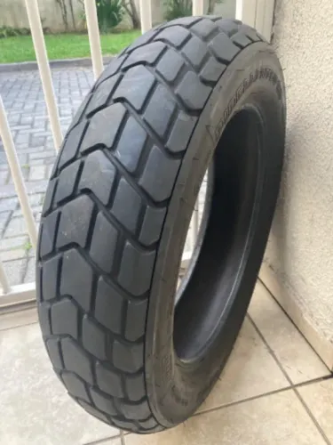 Pneu traseiro moto 150 80 16 77H Pirelli MT 60 RS