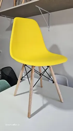 Cadeira Eames Eiffel Novas