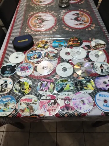 lote de jogos com case wii