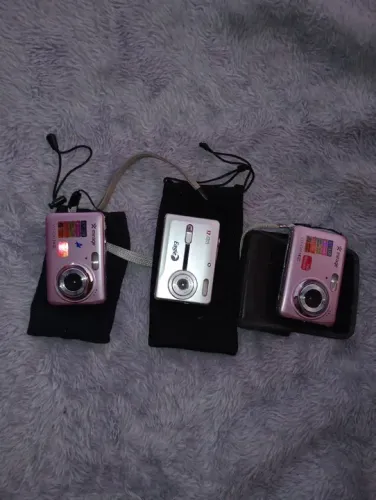 Câmeras fotográficas Mirage e Eagle