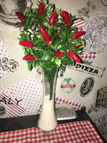Planta de pimenta artificial 30cm + vasinho de vidro