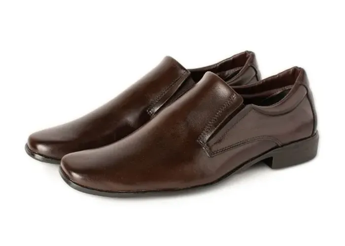 Sapato social Fino Oxford Masculino sem cadarço slip on Moderno Café Lançamento Ref 104