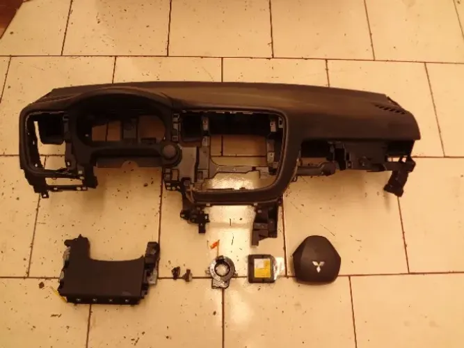 kit air bag mitsubishi outlander 2.0 2016