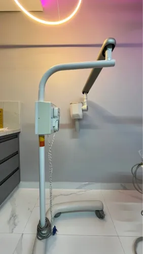 Aparelho de imagem dental Dabi