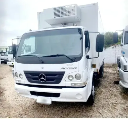 Accelo Bau Refrigerado 2017. 