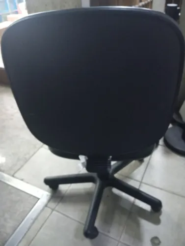 Cadeira de Escritório Ergonômica Preta