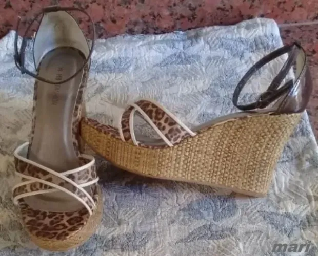 Sandalias 35 Unica Dona Animal Print Vinil Sisal Confort Anabela Plataforma Antigas