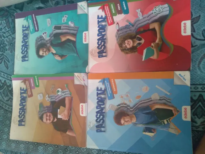 Coleção Passaporte Ensino Médio Edebê.
