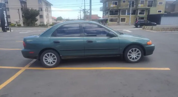 Mazda Protege Aut. 1998