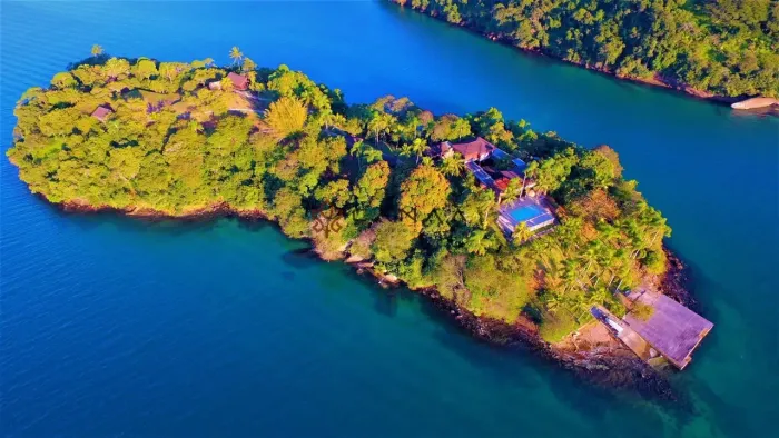 ILHA PARADISIACA E LUXUOSA EM ANGRA DOS REIS A VENDA