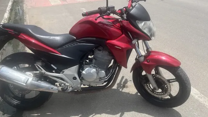 Vendo ou troco CB300 2013