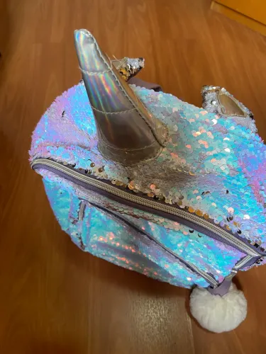 Mochila Puket lantejoula unicórnio