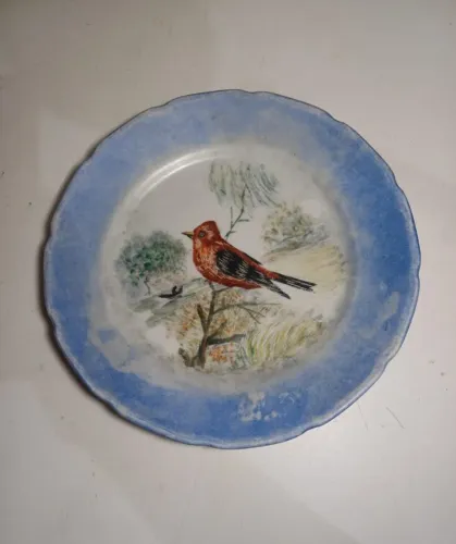 Prato decorativo em porcelana pintado a mão 23cm 