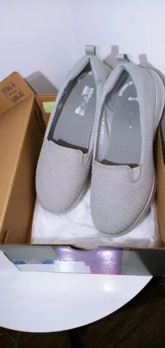 Tênis Skechers feminino Slip On Go Walk Joy-Talia. Tam. 37 ( Novo).