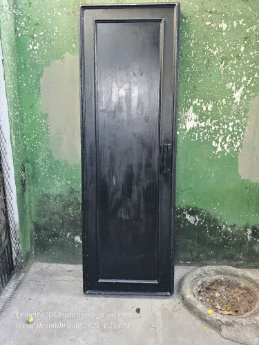 Porta acustica usada uso interno