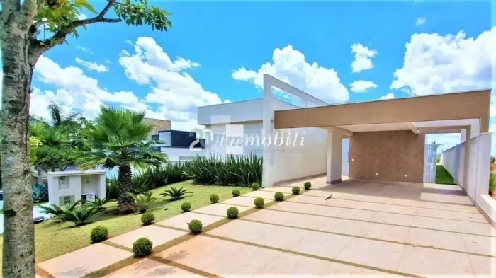 Casa à venda na Granja Viana, Condomínio de Alto Padrão, com 4 suítes, com 364 m². - Vinta
