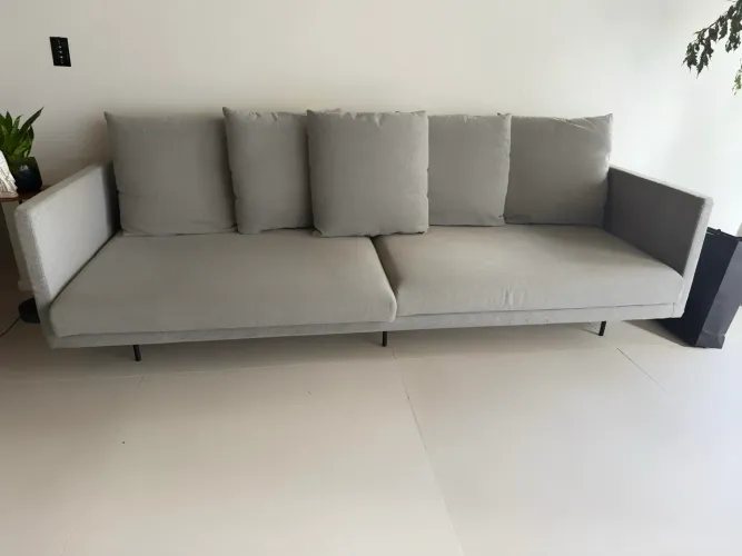 SOFÁ - CINZA - STUDIO CARBONO DESIGN