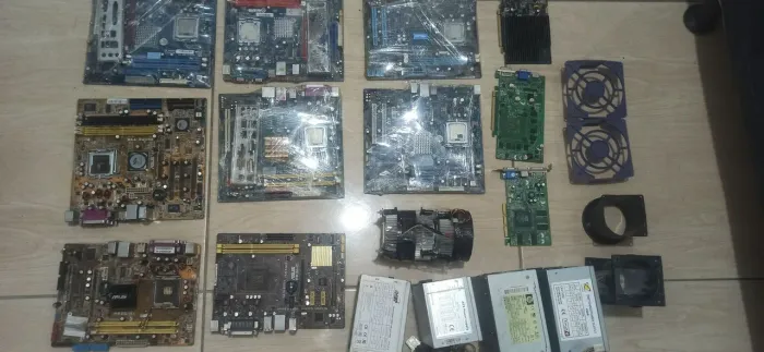 Lote informática retirada de peças ou reparar ( pra essa semana, corra )