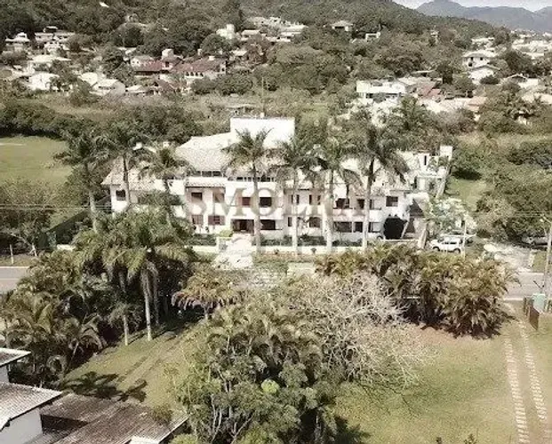 Pousada à venda com 25 apartamentos, sendo 21 de 1 dormitório e 4 com dois dormitórios, na