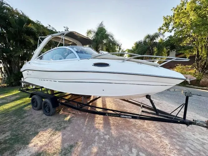 Lancha FS 230 Scappare - Ano 2012 - Mercruiser 220hp