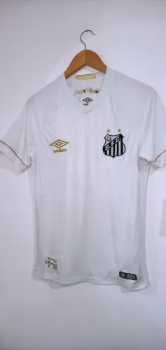Camisa de futebol do Santos F.C ( Umbro) Tam. P ( usada).